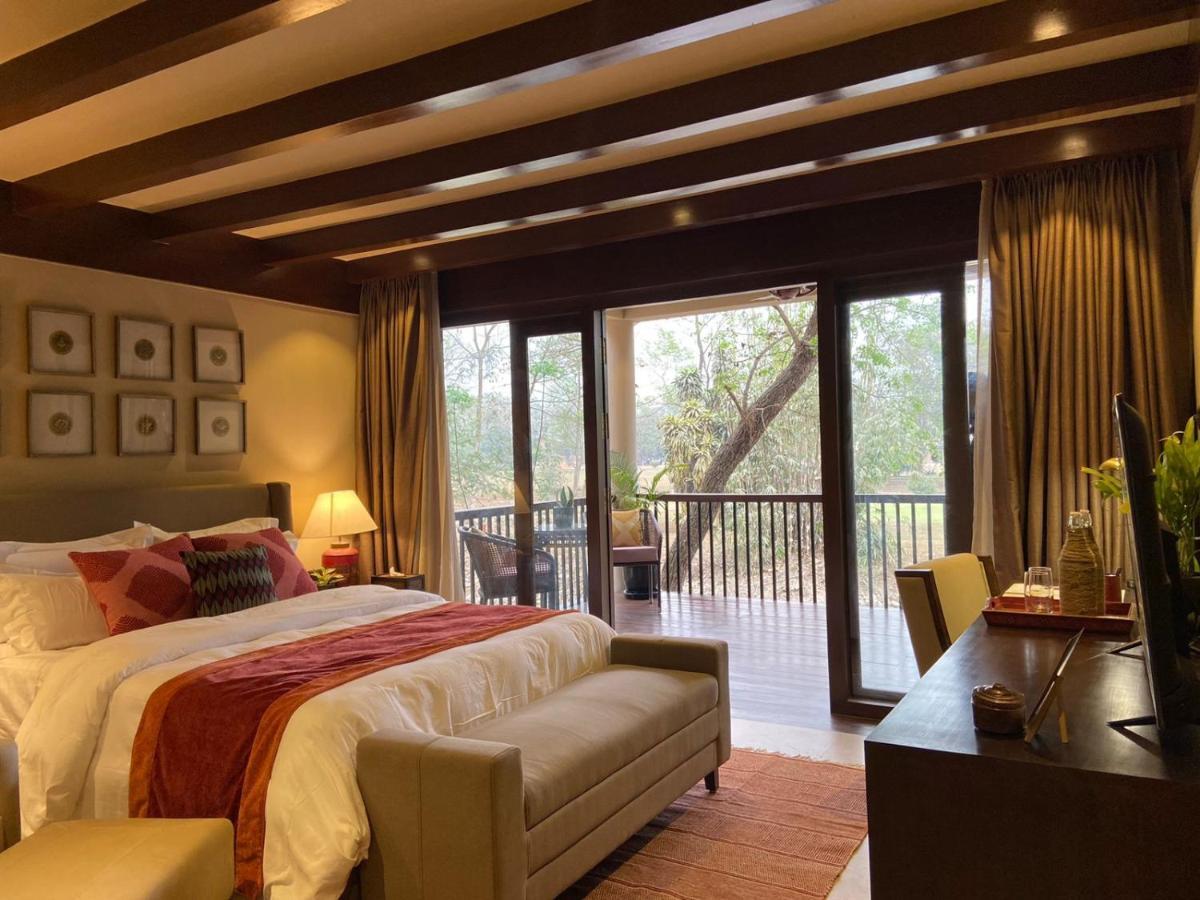Miraaya Wellness And Golf Resort 奇旺 外观 照片