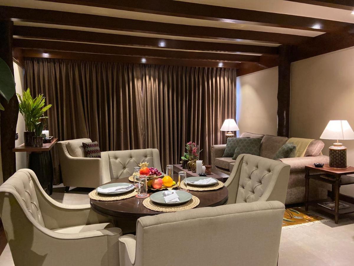 Miraaya Wellness And Golf Resort 奇旺 外观 照片