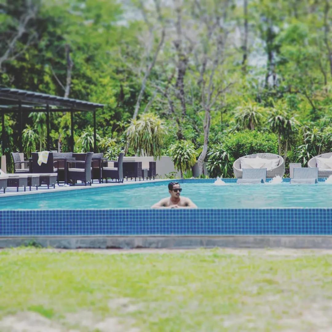 Miraaya Wellness And Golf Resort 奇旺 外观 照片