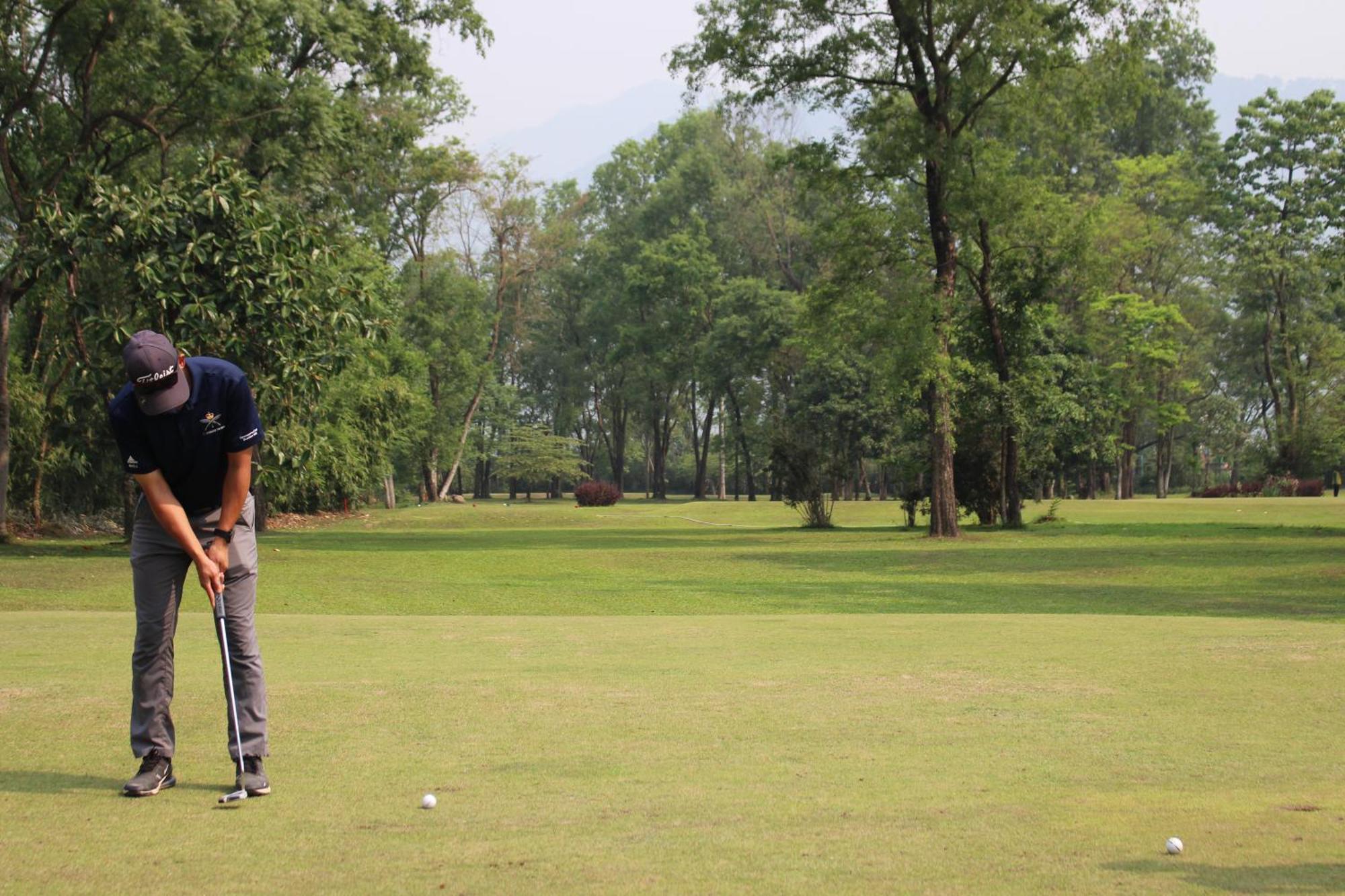 Miraaya Wellness And Golf Resort 奇旺 外观 照片