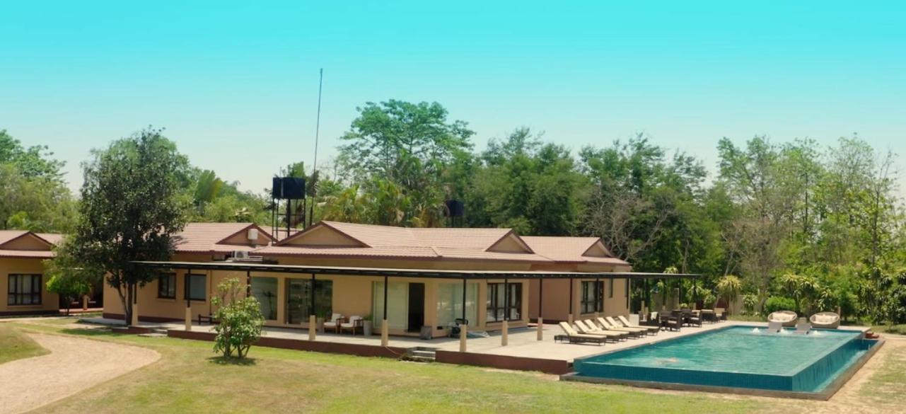 Miraaya Wellness And Golf Resort 奇旺 外观 照片