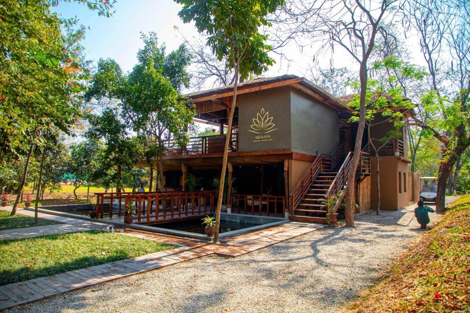 Miraaya Wellness And Golf Resort 奇旺 外观 照片