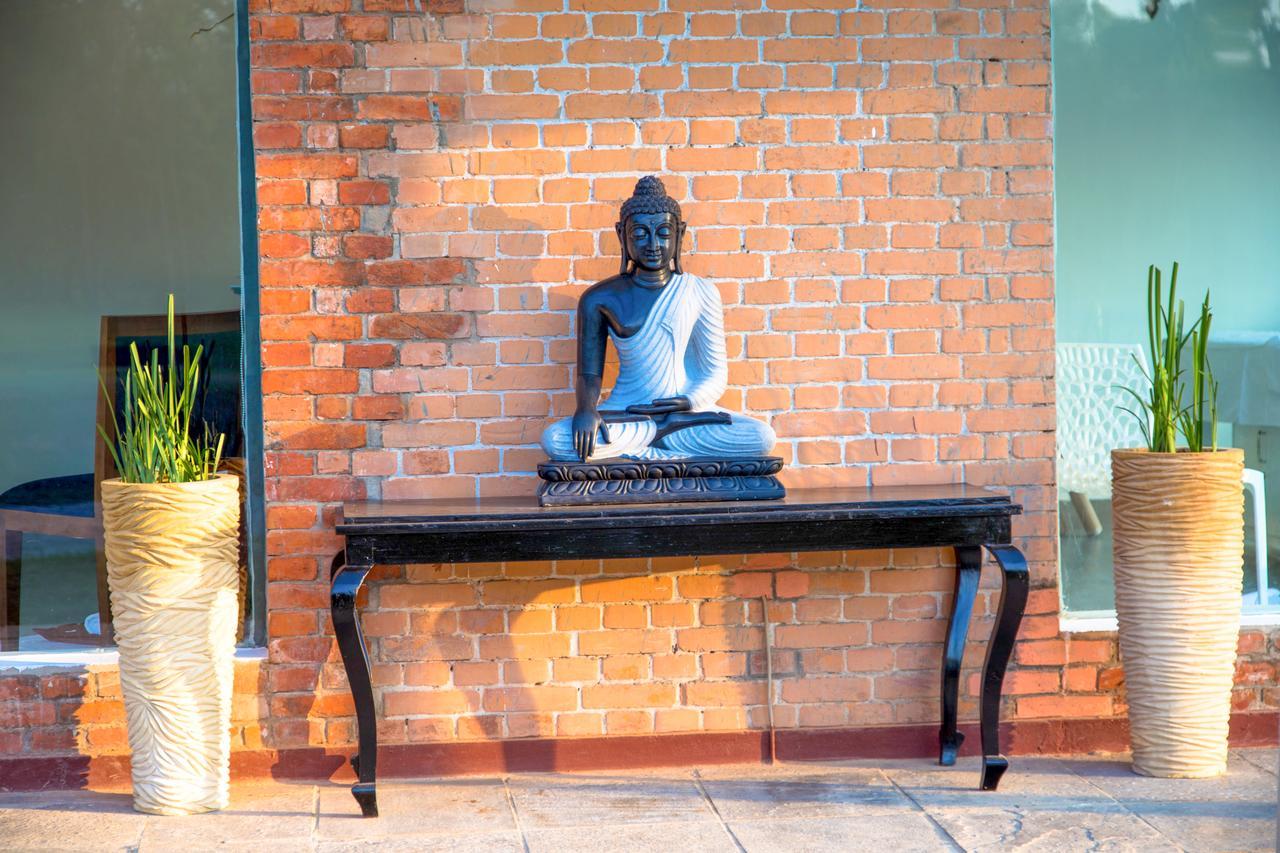Miraaya Wellness And Golf Resort 奇旺 外观 照片